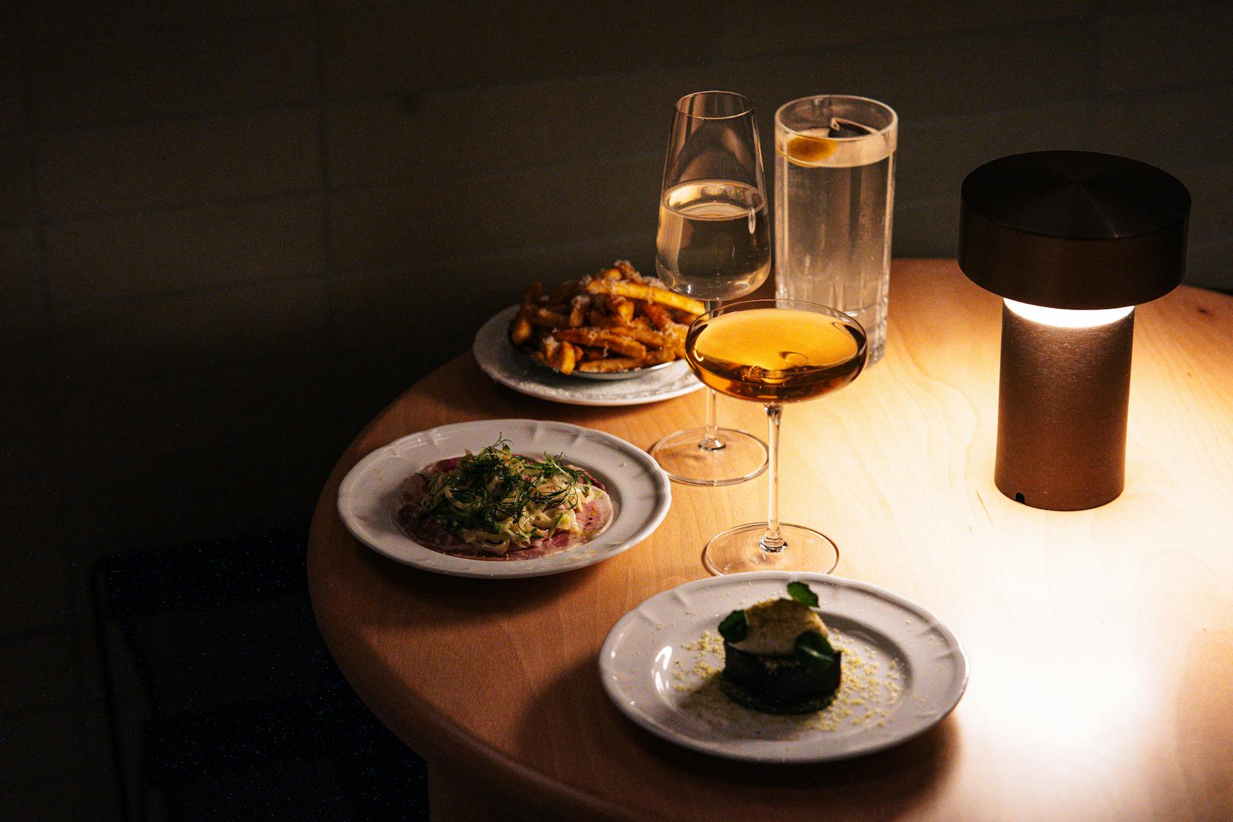 Evening table at Nocturne